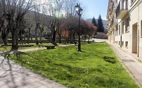 Apartamento Alameda pet friendly en Ezcaray, con piscina